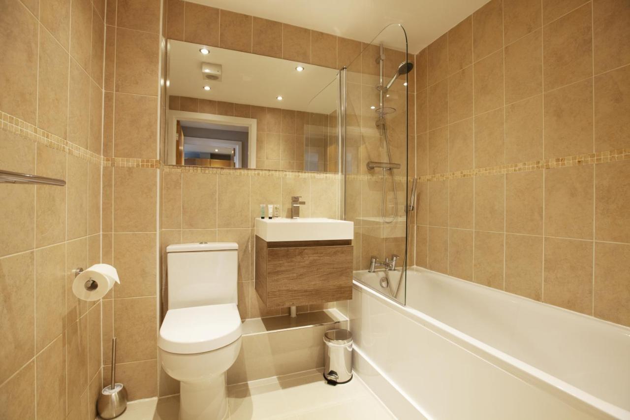Urban Living's - The Wesley Beautiful Centre With Balcony Appartement Oxford