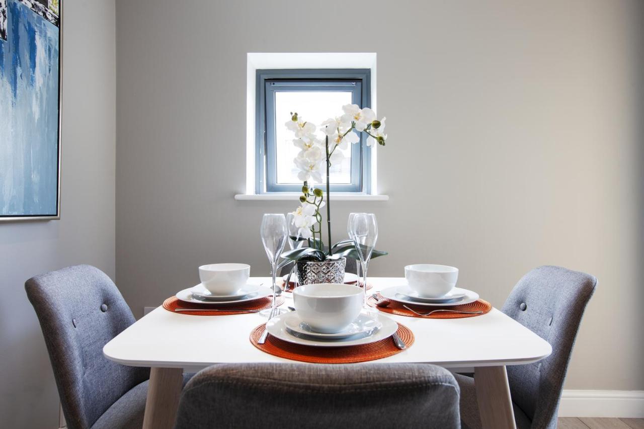 Appartement Urban Living's - The Wesley Beautiful Centre With Balcony